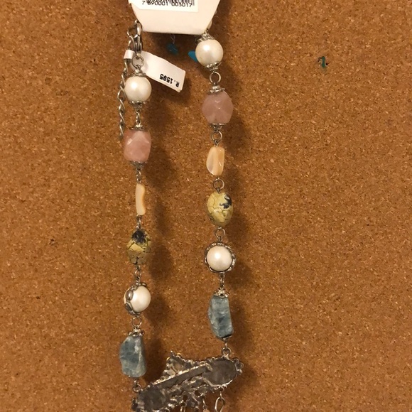 Custom pendant necklace with matching earring’s - Picture 7 of 8